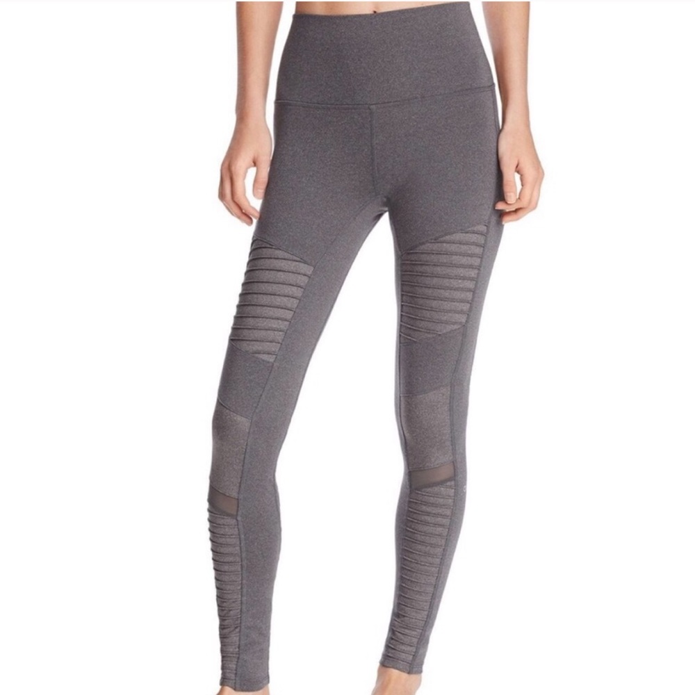 Like New Alo Yoga Moto Leggings